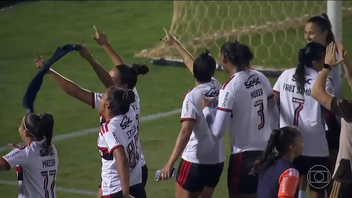 São Paulo marca presença na semifinal pela 14ª vez consecutiva após vitória dramática sobre o Grêmio